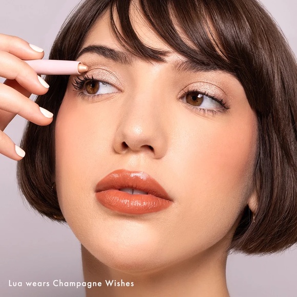 Wander Beauty wandering eyeshadow stick ✨ - Picture 5 of 12